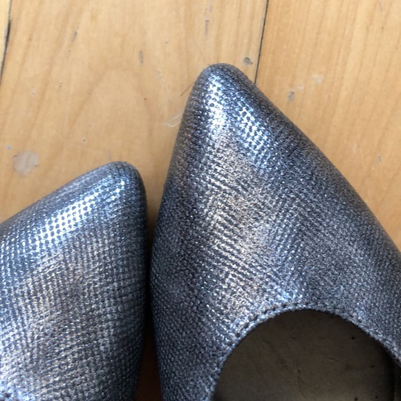 Bandolino sling on silver heels - Picture 2 of 4